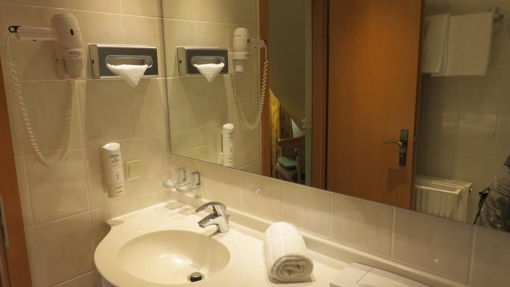 Hotel Garni Nussbaumhof Uckeritz Rum bild