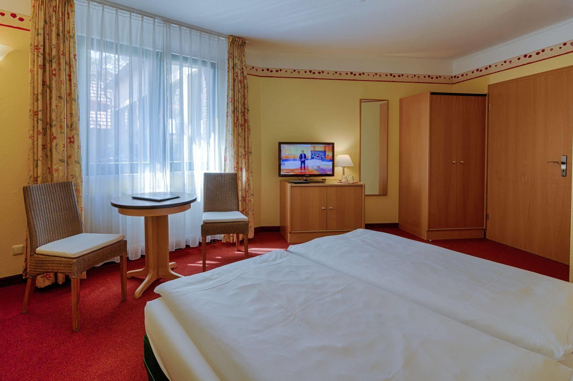 Hotel Garni Nussbaumhof Uckeritz Exteriör bild